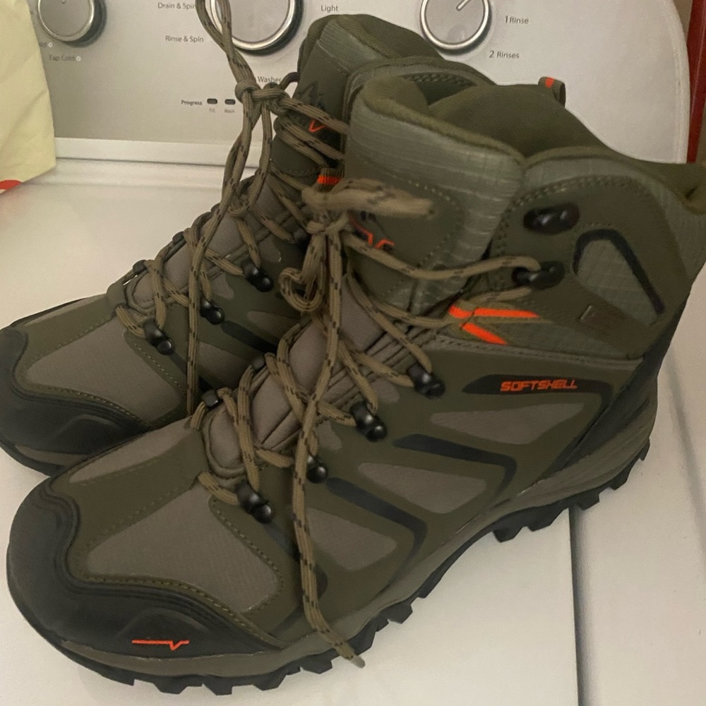 Green Rain & Snow Boots with Reinforced Toe Caps